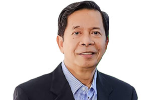 Smart says COO Martirez resigned to start own business