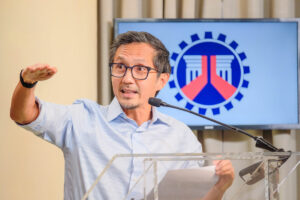 DPWH taps experts for flood control plan