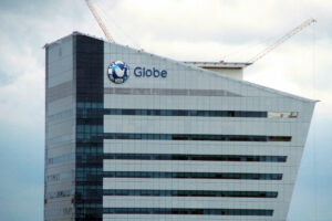 Globe’s Q4 seen to improve on seasonal traffic, enterprise demand