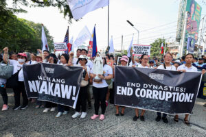 Activists should make flood scandal a 2028 election issue, analysts say