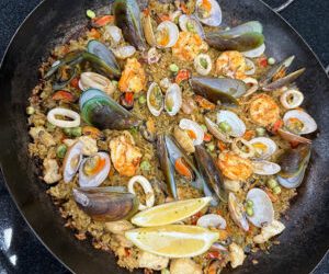Instead of ham, how about Seafood Paella for Noche Buena?
