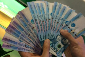 Banks’ bad loans inch up to 3.33% in October