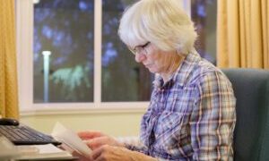 Nine in 10 high-risk pension funds fail to beat FTSE 100 over five years