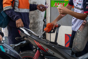 Oil prices go up but bigger hikes likely next week